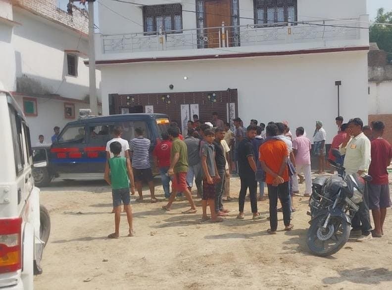 बलिया के नरही थाना कांड के एसओ ने किया सरेंडर