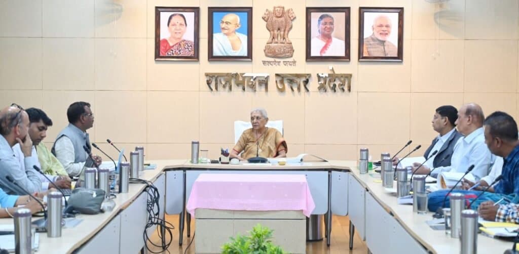 आनंदीबेन पटेल ने राजभवन में जननायक चन्द्रशेखर विश्वविद्यालय