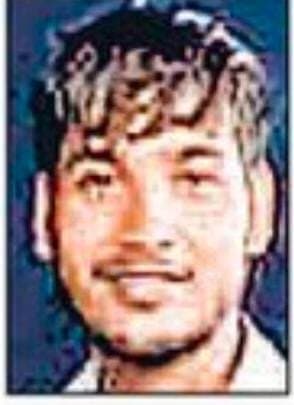दबंगो ने पुरानी रंजीश में आदेश नाम के युवक की हत्या की।