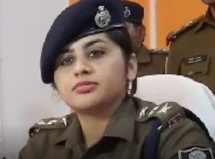 IPS अफ़सर का इस्तीफ़ा