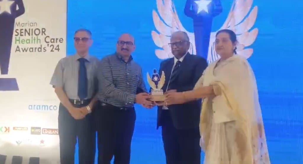मैरियन फाउंडेशन ने गोरखपुर में वरिष्ठ डॉक्टरों को सम्मानित किया