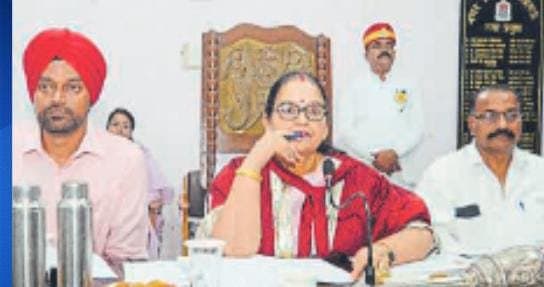 दो महीने के बाद लखनऊ शहर की एक भी सड़क पर गड्ढा नहीं दिखेगा
