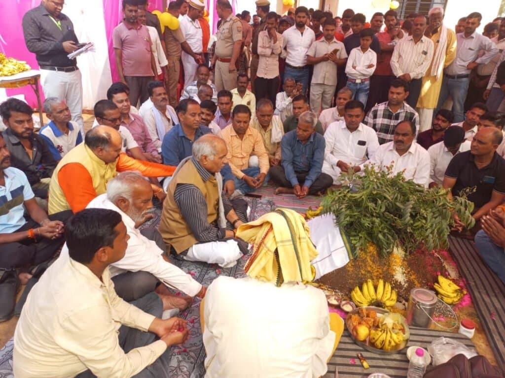 योगी सरकार के मार्गदर्शन में उप्र के सभी गोआश्रय स्थलों पर किया गया गोपूजन