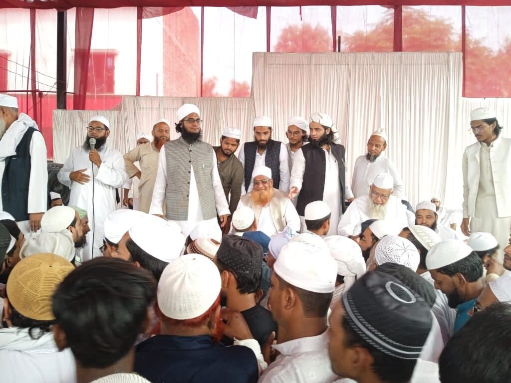 दीनी तालीम के साथ सम्पन हुआ सामूहिक निकाह