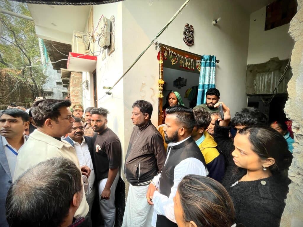 सांसद रवि किशन ने जताई संवेदना, घायलों के इलाज के लिए दिए निर्देश