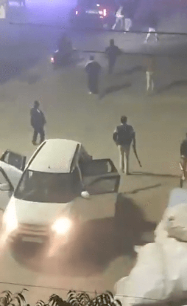 पुलिस के हेड कांस्टेबल समेत 6 गिरफ्तार