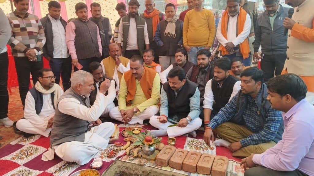 सांसद ने किया विभिन्न विकास कार्यों शिलान्यास और लोकार्पण