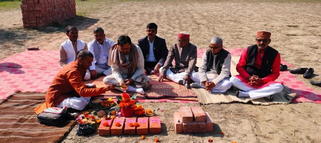 विधायक ने रखी विद्यालय भवन विस्तार की आधार शिला