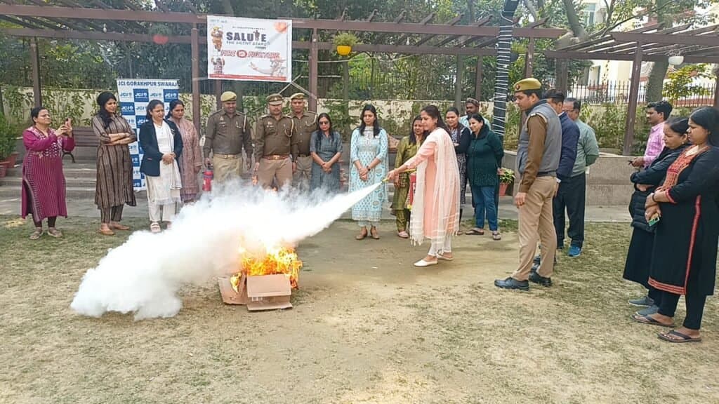क्रियाशील रखें ऊंचे भवनों में अग्नि सुरक्षा यंत्र: एडीएम वित्त