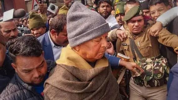 ‘लैंड फॉर जॉब’ मामले में लालू फैमिली को झटका, राऊज एवेन्यू कोर्ट ने जारी किया समन