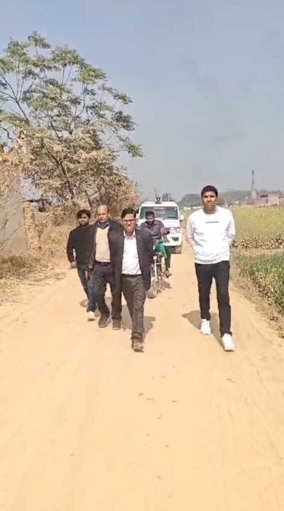धूल प्रदूषण से जानलेवा बने ईंट भट्ठे की एसडीएम से शिकायत