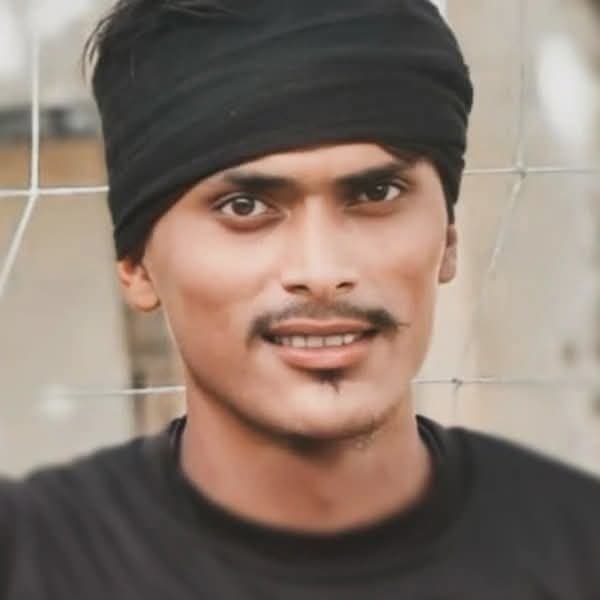 चाकू मारकर युवक की हत्या….
