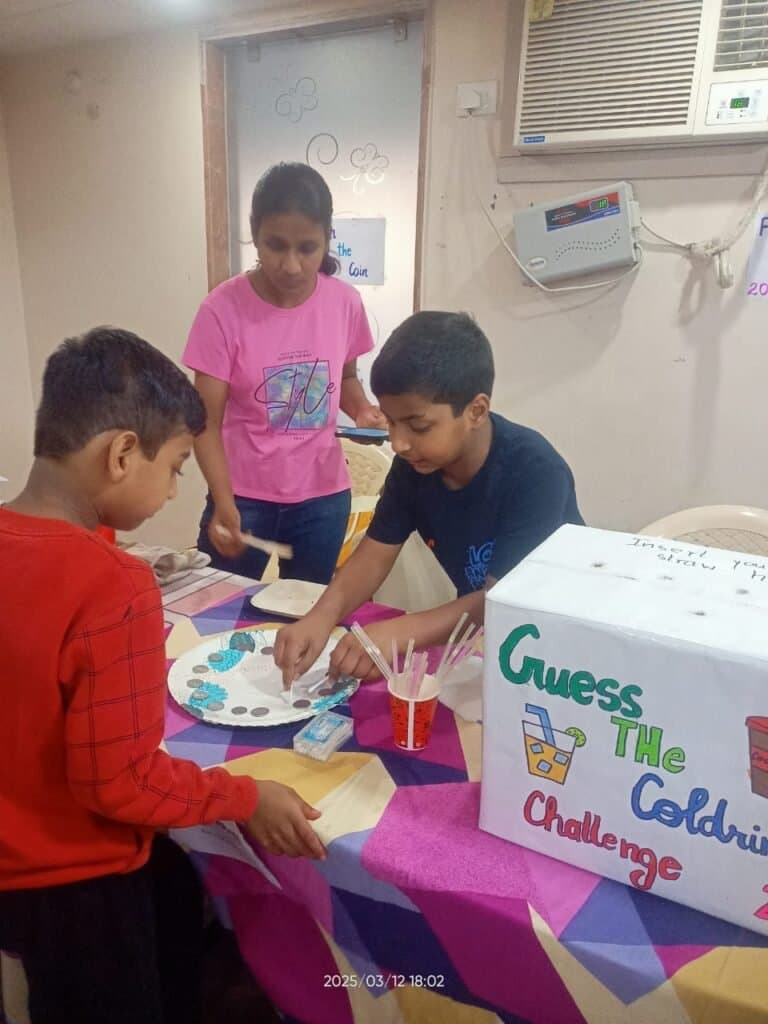 डॉ० एपीजे अब्दुल कलाम बाल संस्कार केंद्र के बच्चों ने होली के पूर्व संध्या पर होली मेले का आयोजन किया
