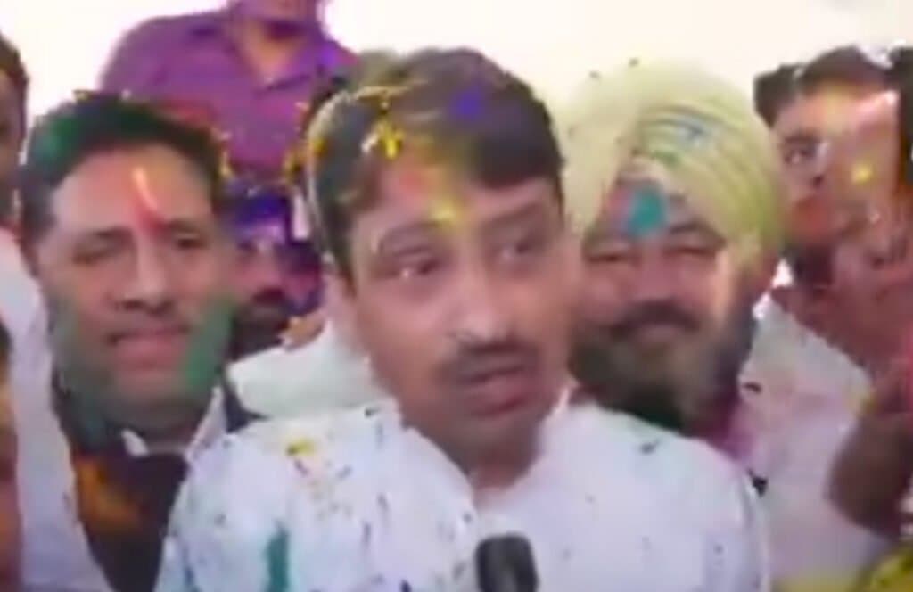 सांसद इमरान मसूद ने ग़ुलाल से खेली होली