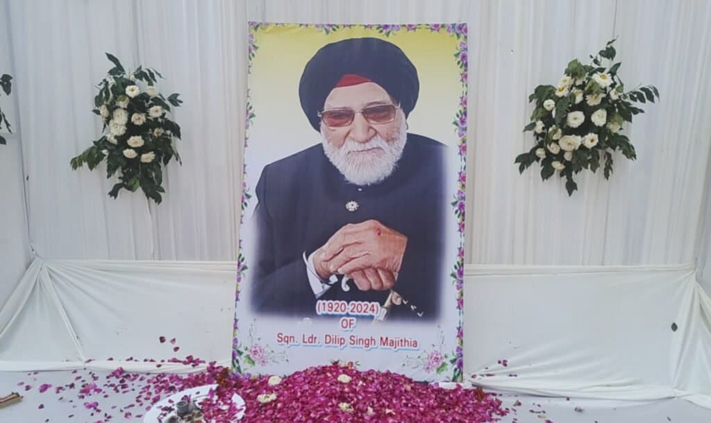 देश के सबसे बुजुर्ग फाइटर पायलट रह चुके स्क्वाड्रन लीडर दिलीप सिंह मजीठिया की पहली पुण्यतिथि मनाई गई