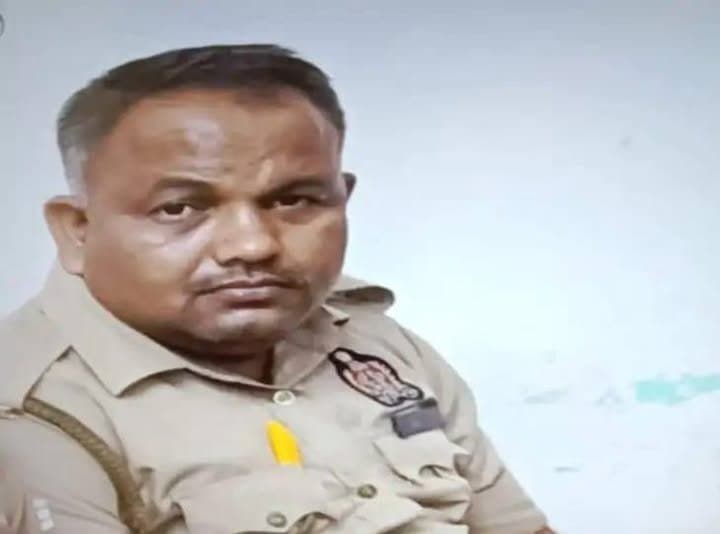 सिपाही ने फांसी लगाकर की आत्महत्या