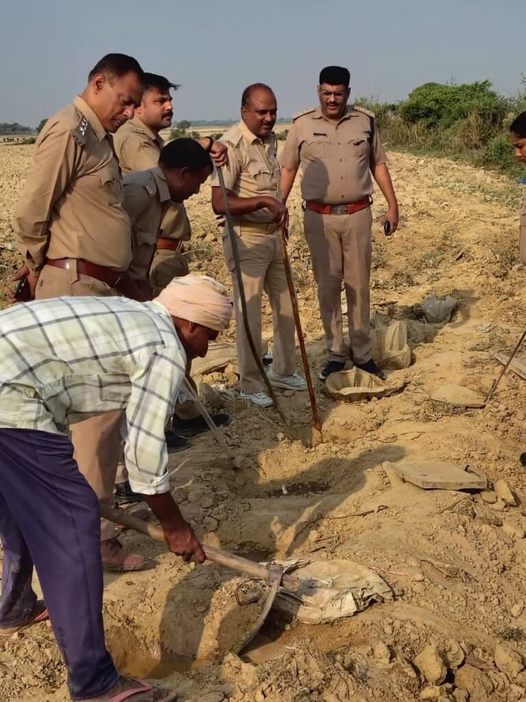 200 लीटर कच्ची शराब बरामद, 350 किलो लहन नष्ट