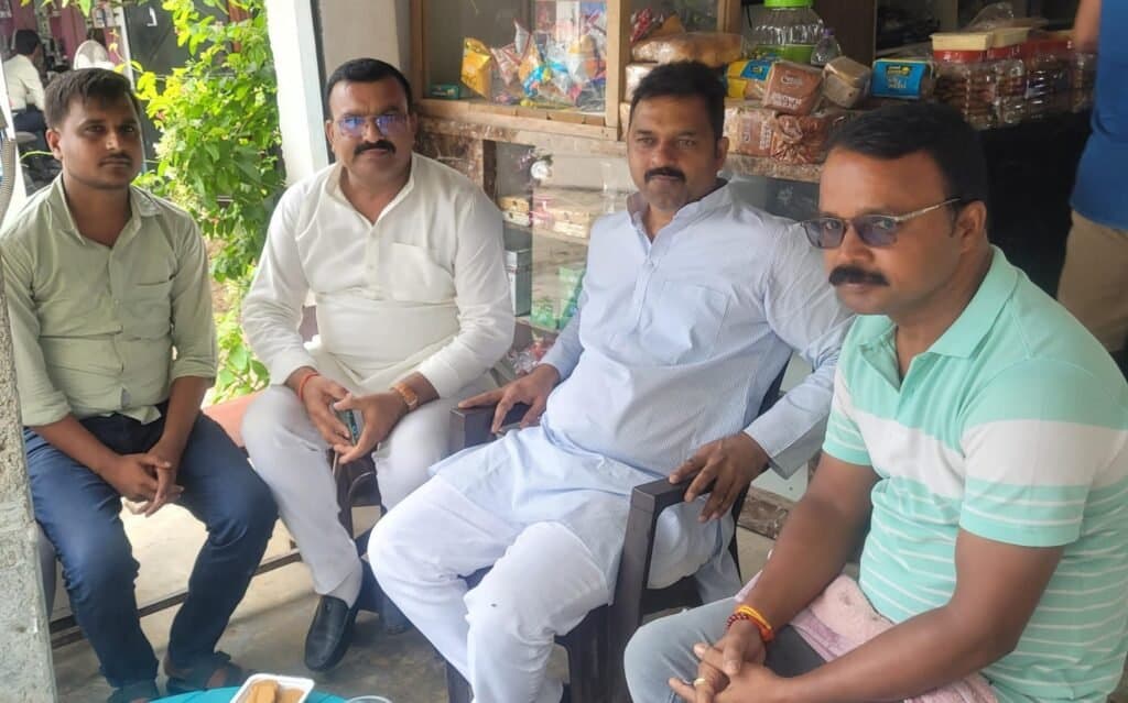 मोदी-योगी के नेतृत्व में भारत विकसित भारत की ओर अग्रसर : कमलेश पासवान
