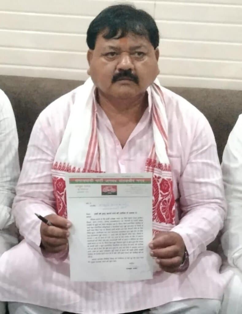 सपा नेता ने भाजपा के सहयोगी दल के मंत्री पर हत्या करने की साजिश का लगाया सनसनीखेज आरोप