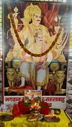 नशा मुक्ति का लिया संकल्प पूजा में शराब का उपयोग न करने का लिया निर्णय