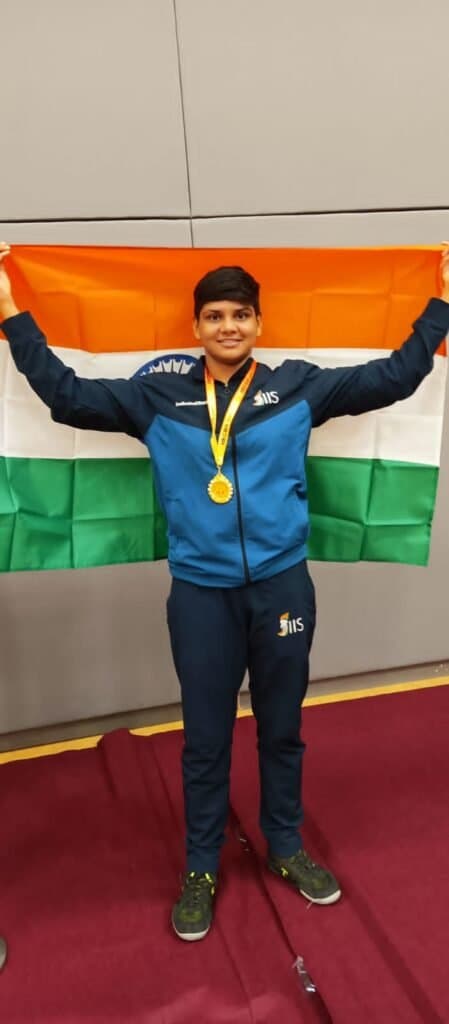 हॉन्गकॉन्ग में गूंजा गोरखपुर की बेटी का नाम, अंशिका यादव ने रचा स्वर्णिम इतिहास