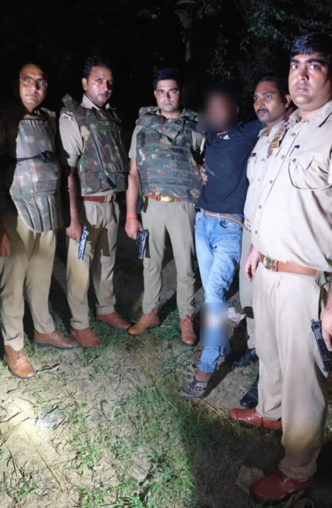 बडहलगंज पुलिस मुठभेड़ में एक बदमाश घायल जिला अस्पताल रेफर, बदमाश के बाए पैर में लगी गोली