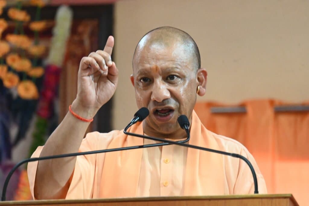 घबराइए मत, आपकी हर समस्या का कराएंगे समाधान : सीएम योगी