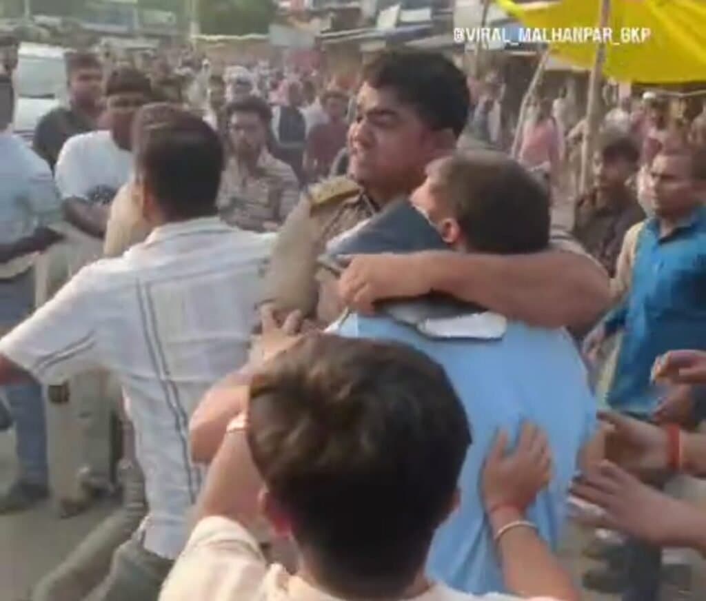 ट्यूमर ऑपरेशन के बाद पंचायत कर्मचारी की मौत से मचा बवाल, माल्हनपार चौराहे पर घंटों जाम