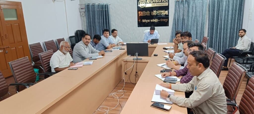 मुख्य निर्वाचन अधिकारी उत्तर प्रदेश ने की वीडियो कॉन्फ्रेंसिंग