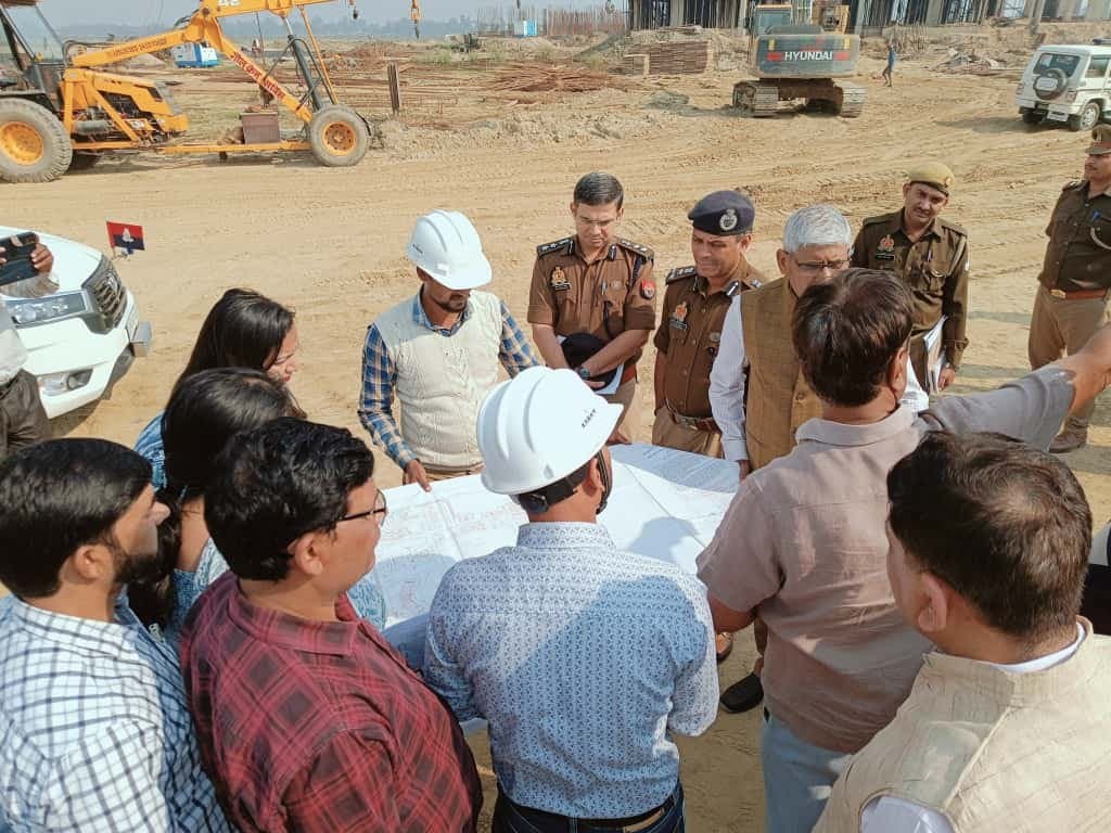 गोरखपुर में 800 करोड़ रुपये से अधिक की परियोजनाओं पर जारी है पुलिस इंफ्रास्ट्रक्चर डेवलपमेंट का कार्य