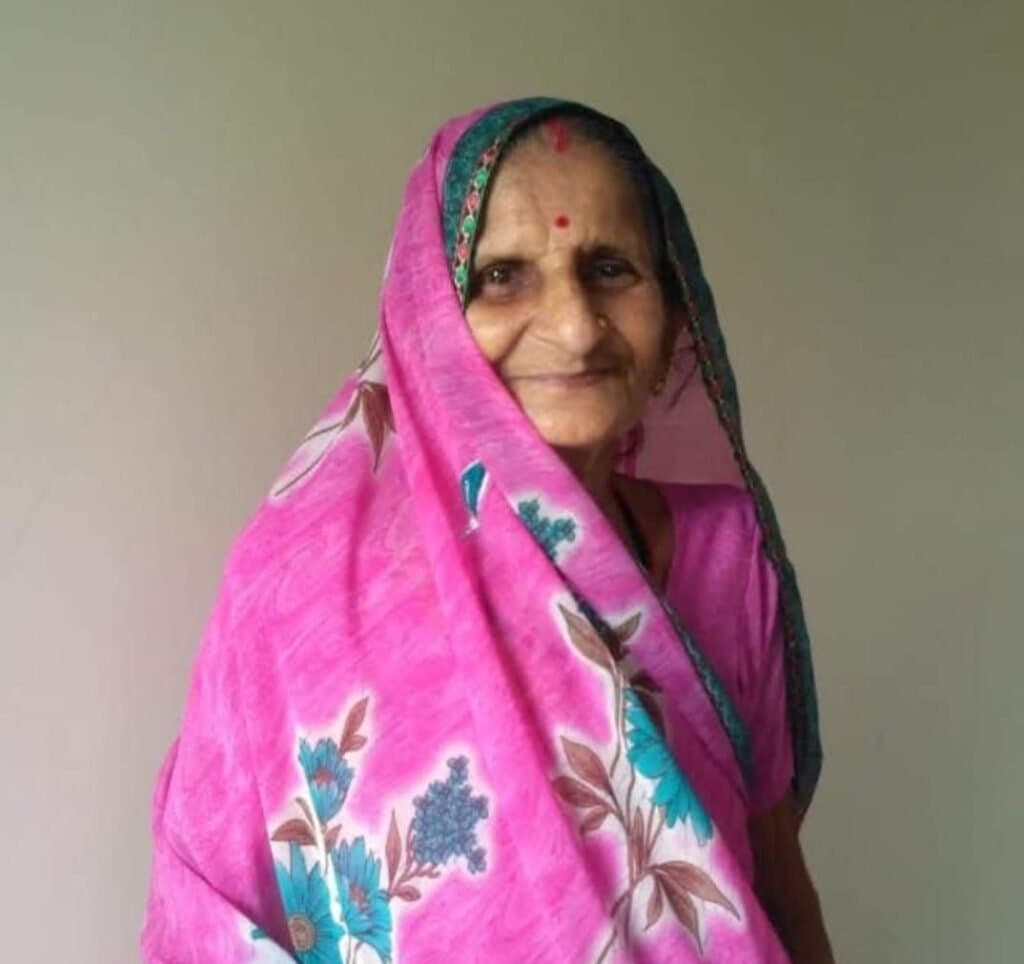 बड़हलगंज दैनिक जागरण गोला के तहसील प्रभारी व वीएस‌एवी इंटर कालेज