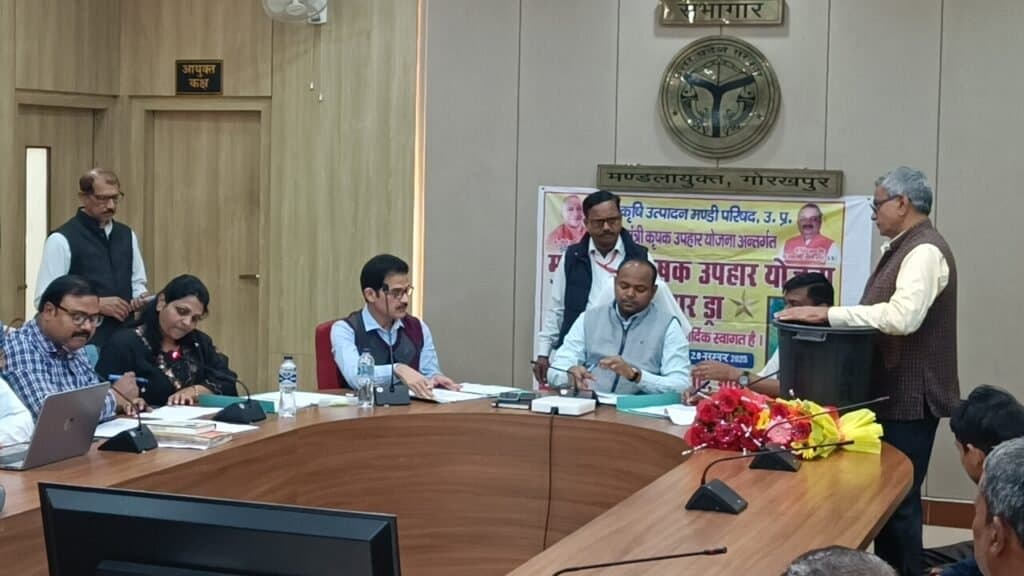 यातायात व्यवस्था को सुचारू बनाने और सड़क दुर्घटनाएँ रोकने पर विस्तृत मंथन