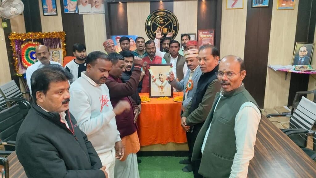 सरदार पटेल ने देश को दिया एकता का मंत्र – महेश उमर