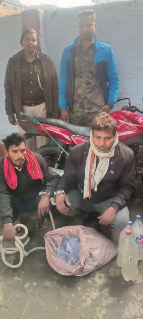 अरेराज पुलिस की बड़ी कार्रवाई : 100 लीटर शराब और मोटरसाइकिल के साथ तस्कर गिरफ्तार