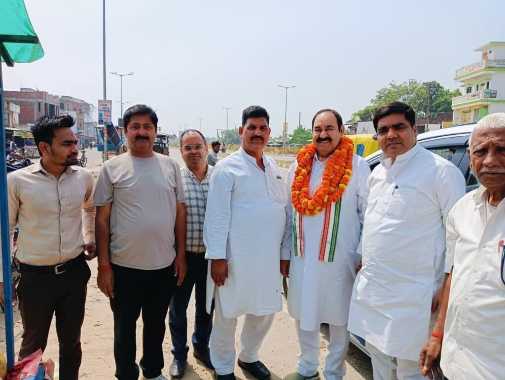 बडहलगंज में राष्ट्रीय कांग्रेस पार्टी के राष्ट्रीय सचिव का हुआ स्वागत