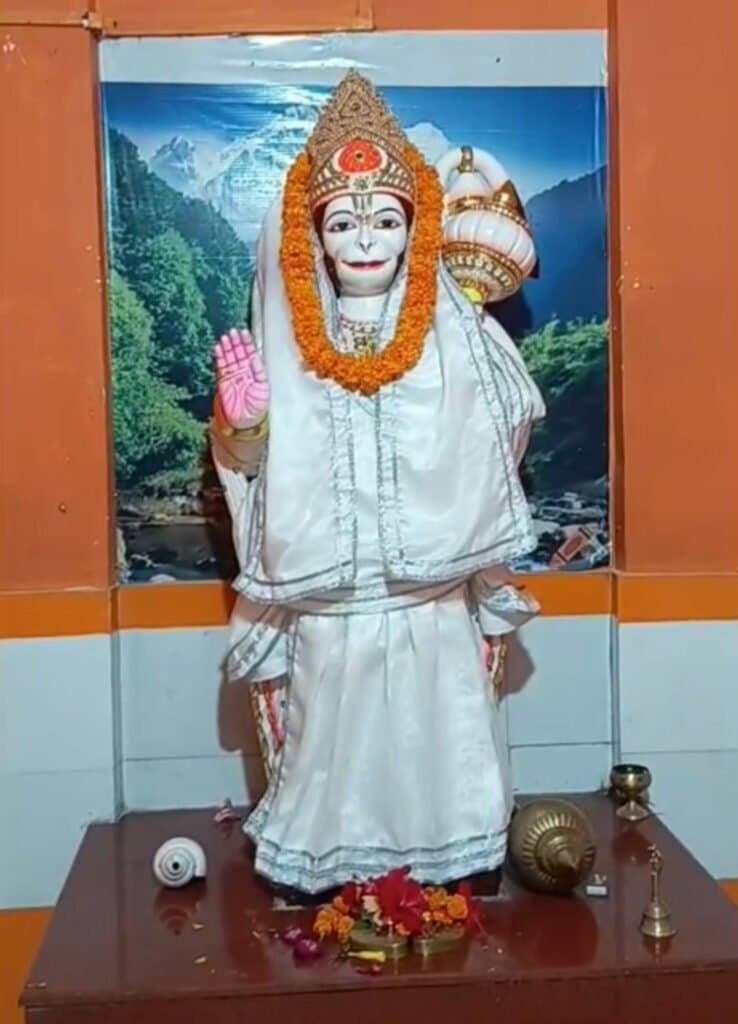 बालाजी सरकार दरबार में धूमधाम से मना गणेश चतुर्दशी  एवं हरीतालिका तीज