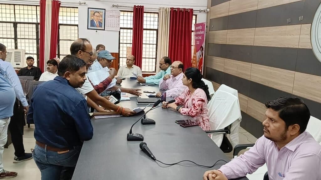 ज्वाइंट मजिस्ट्रेट की अध्यक्षता में सदर तहसील में समाधान दिवस आयोजित