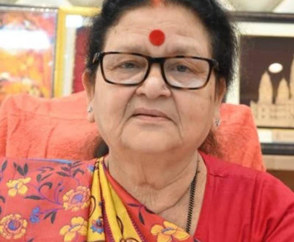 कानपुर की मेयर प्रमिला पांडे का एक बार फिर दबंग रूप सामने आया है.