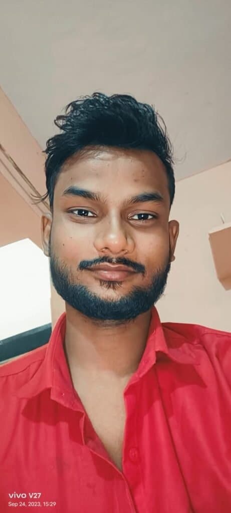 रिटायर्ड बीएसएफ कर्मी के बेटे की चाकू मारकर हत्या,पुलिस जांच में जुटी