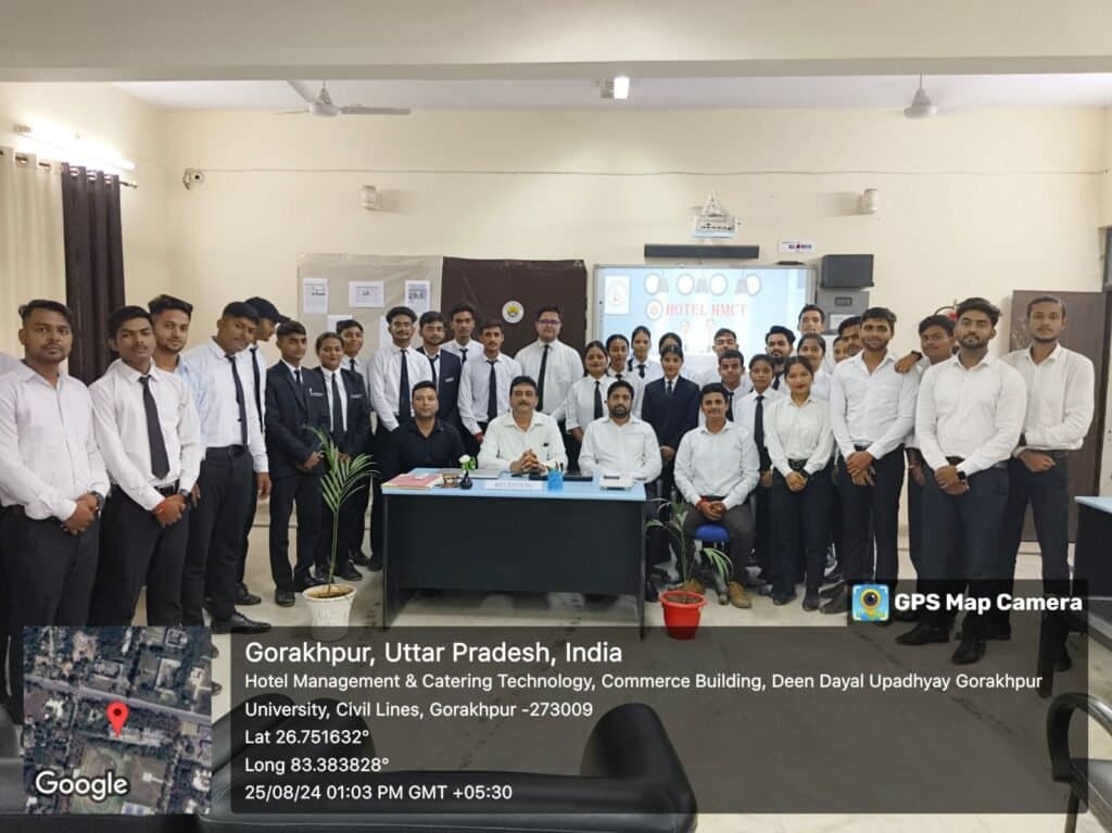 टेक्नोलॉजी विभाग ने प्रभावशाली रोल प्ले का आयोजन किया