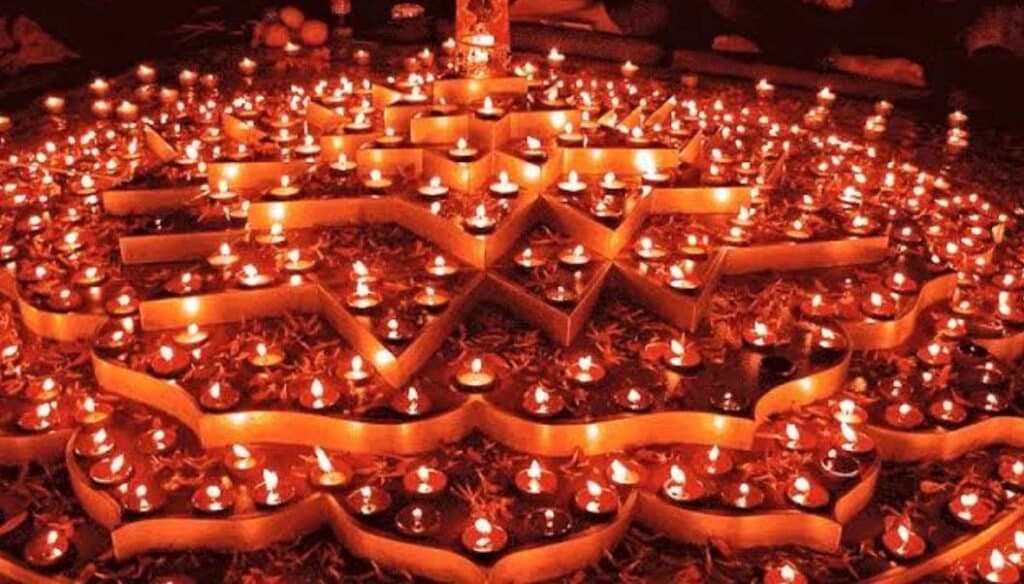 दीपोत्सव में इस बार 25 लाख से ज्यादा दीयों से जगमग होगी अयोध्या