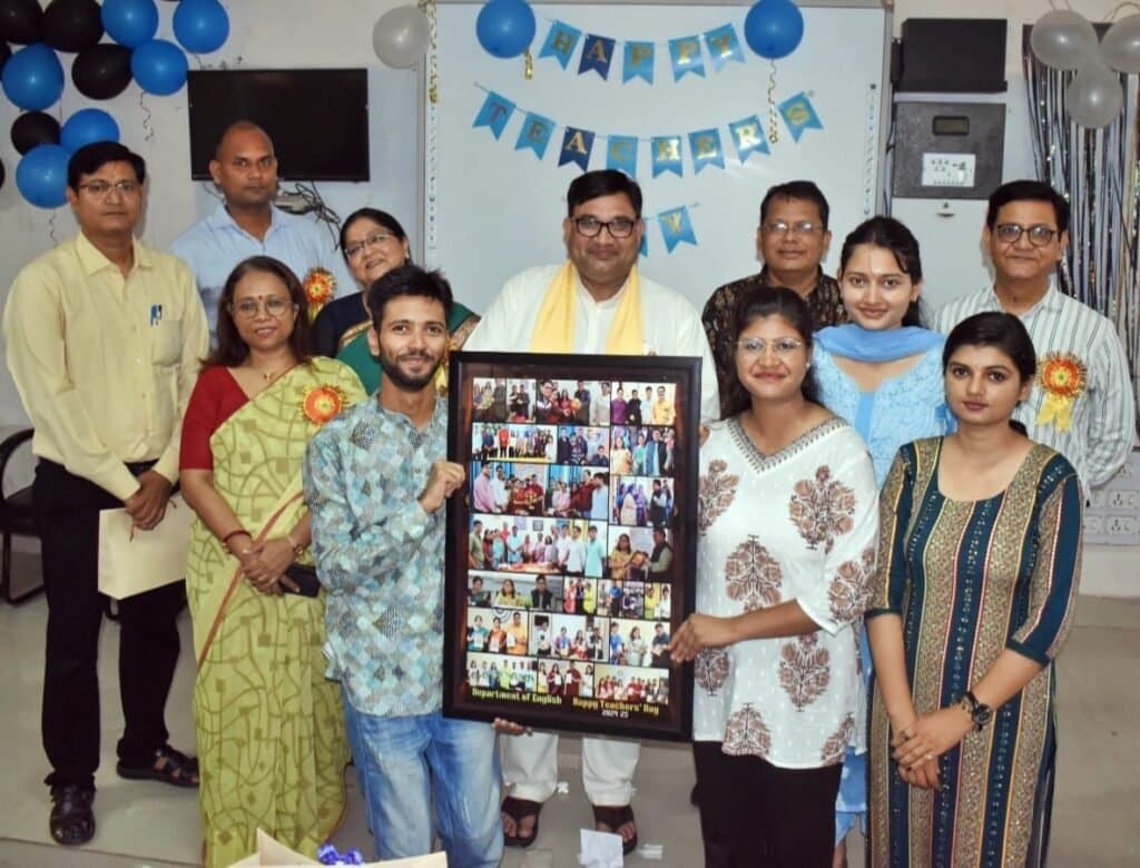अंग्रेज़ी विभाग में शिक्षक दिवस पर विशेष कार्यक्रम का आयोजन