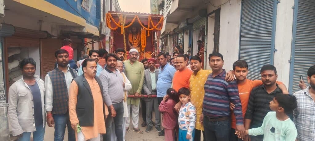महाशिवरात्रि पर निकली भगवान शिव की भव्य बारात; भूत, प्रेत, बैल, घोड़े के साथ निकली झांकी