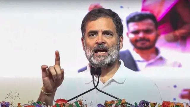 राहुल गांधी को कोर्ट से झटका, झारखंड की अदालत ने भेजा गैरजमानती वारंट