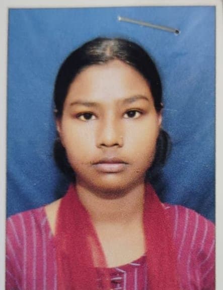 साइकिल से स्कूल जा रही छात्रा को ट्रक ने कुचला, मौके पर दर्दनाक मौत
