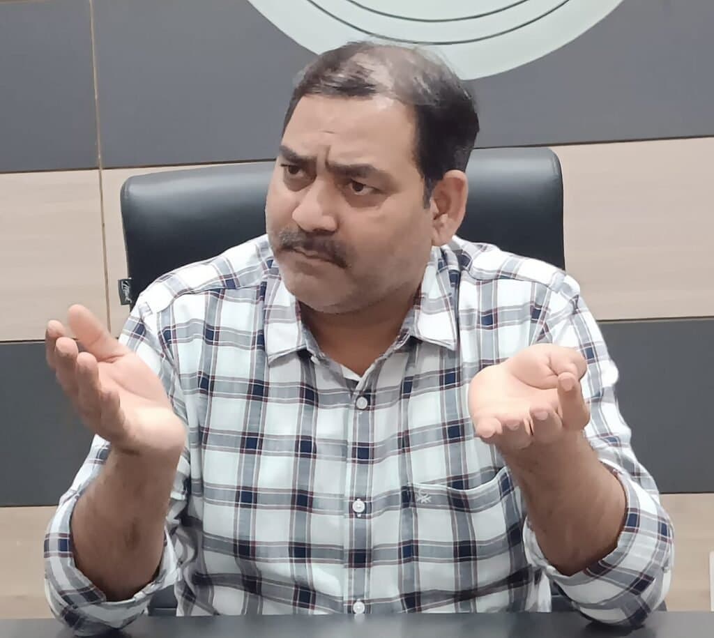 321 पिपराइच विधानसभा — ईआरओ/अपर एसडीएम सदर सुदीप तिवारी ने की विस्तृत समीक्षा
