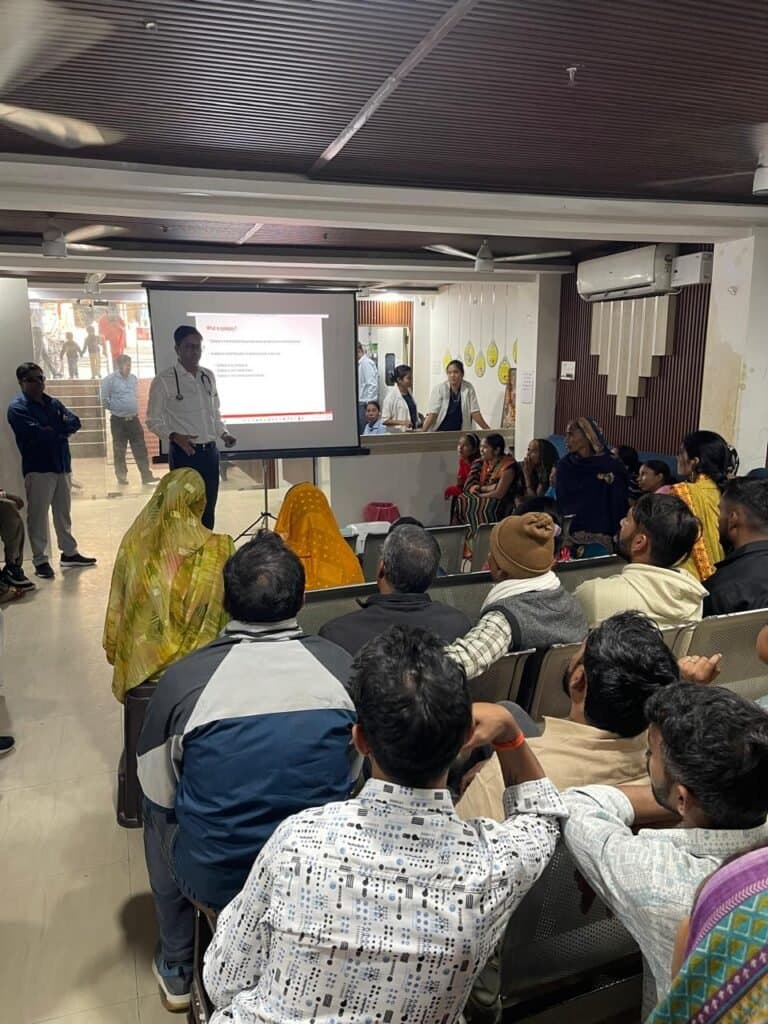 मिर्गी की बीमारी से बचाव और उसके इलाज के बारे में जागरूकता कैम्प