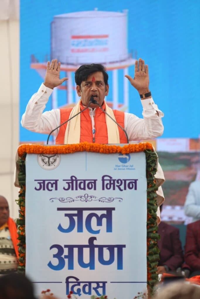 गोरखपुर का वनटांगिया गांव तिनकोनिया बना प्रदेश का पहला “जल अर्पण” गांव
