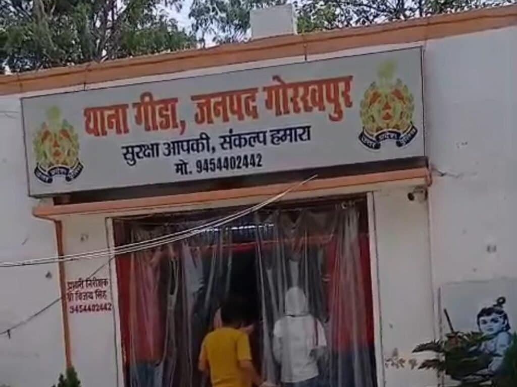 पेट्रोल पंप के पास युवक पर लाठी-डंडों से जानलेवा हमला, गंभीर हालत में जिला अस्पताल रेफर