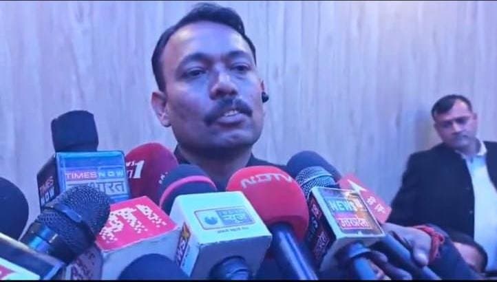उत्तर प्रदेश के बरेली जिले से बड़ी खबर है. बरेली सिटी मजिस्ट्रेट अलंकार अग्निहोत्री का निलंबन